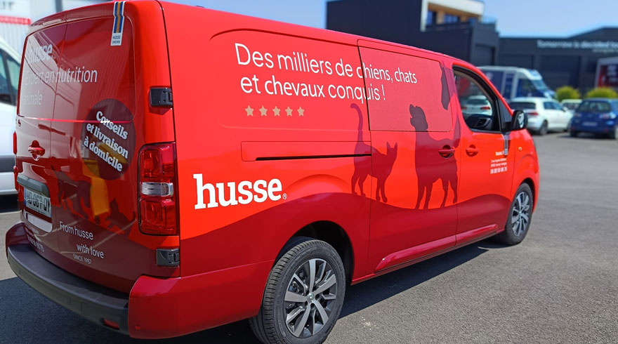 Exemple de covering automobile réalisé par Skin Graphics à Poitiers